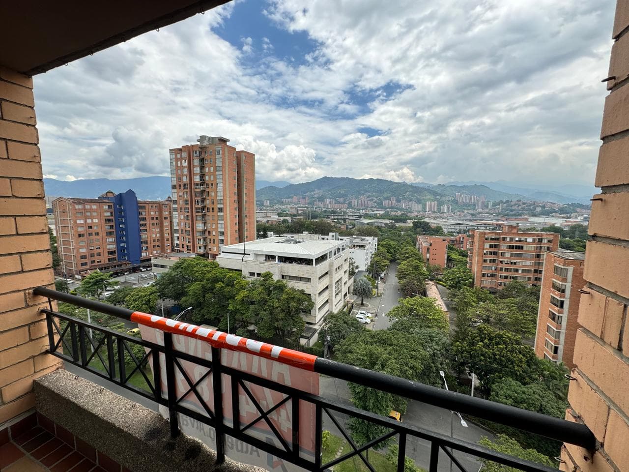 Apartaestudio en arriendo en Medellín — foto 1 de 15