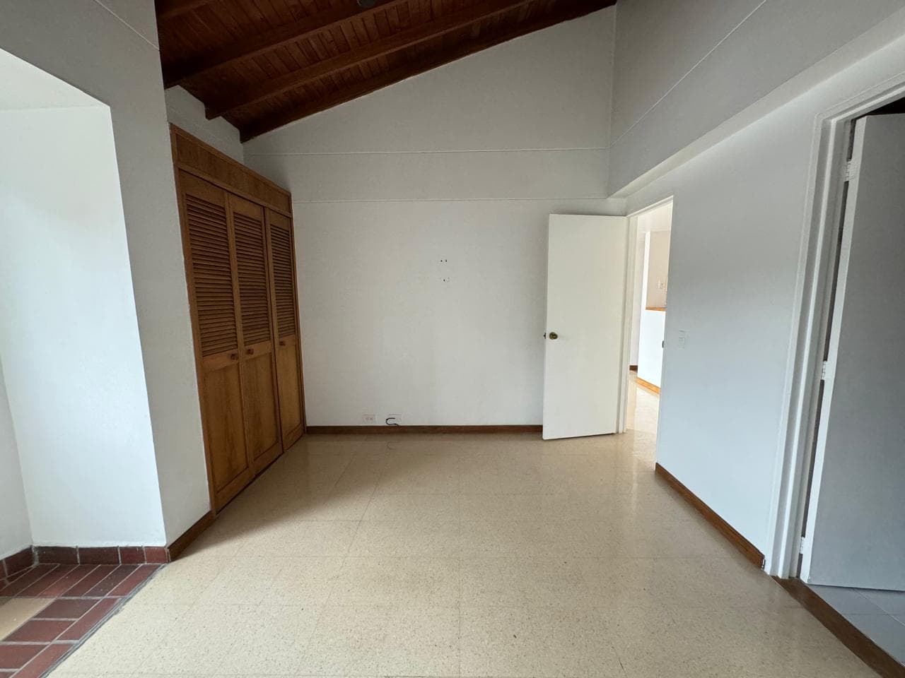 Apartaestudio en arriendo en Medellín — foto 5 de 15