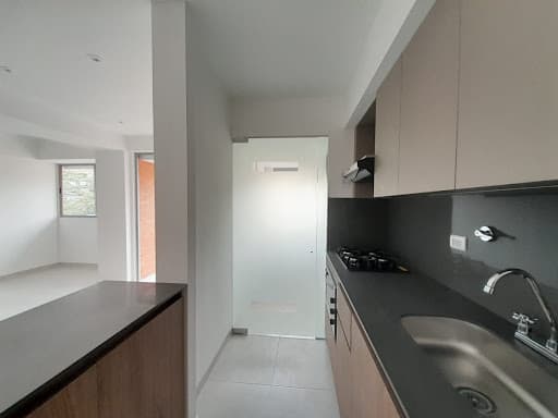 Apartamento en arriendo en La Florida Sabaneta — foto 5 de 11