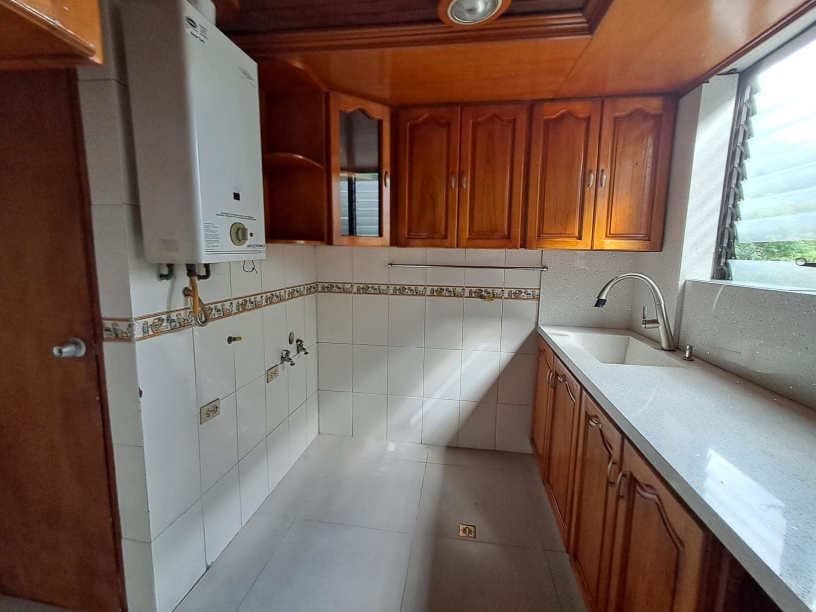 Apartamento en arriendo en La Mota, Belen, Medellín — foto 4 de 20