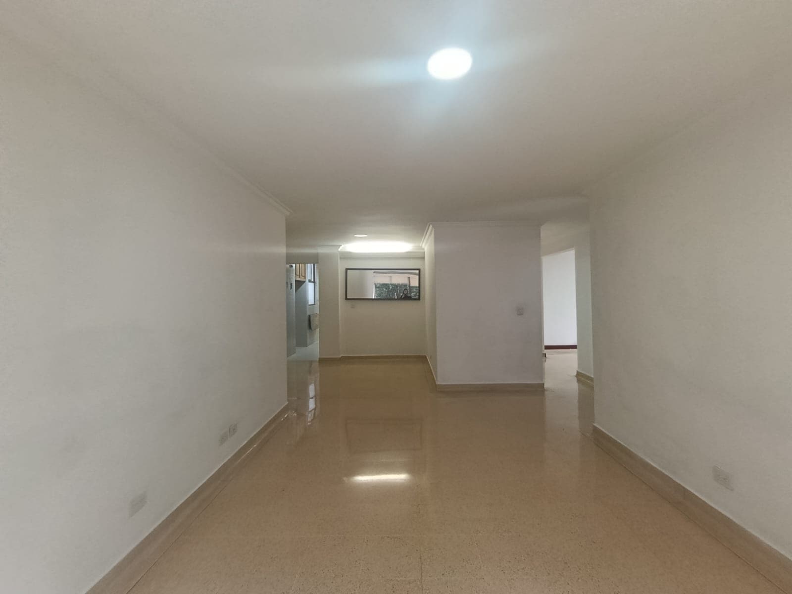 Apartamento en arriendo en Conquistadores, Laureles, Medellín — foto 3 de 18