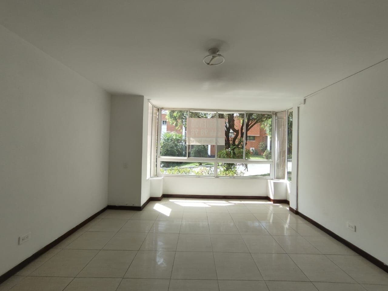 Casa Vivienda en arriendo en Los Balsos, El Poblado, Medellín — foto 2 de 20