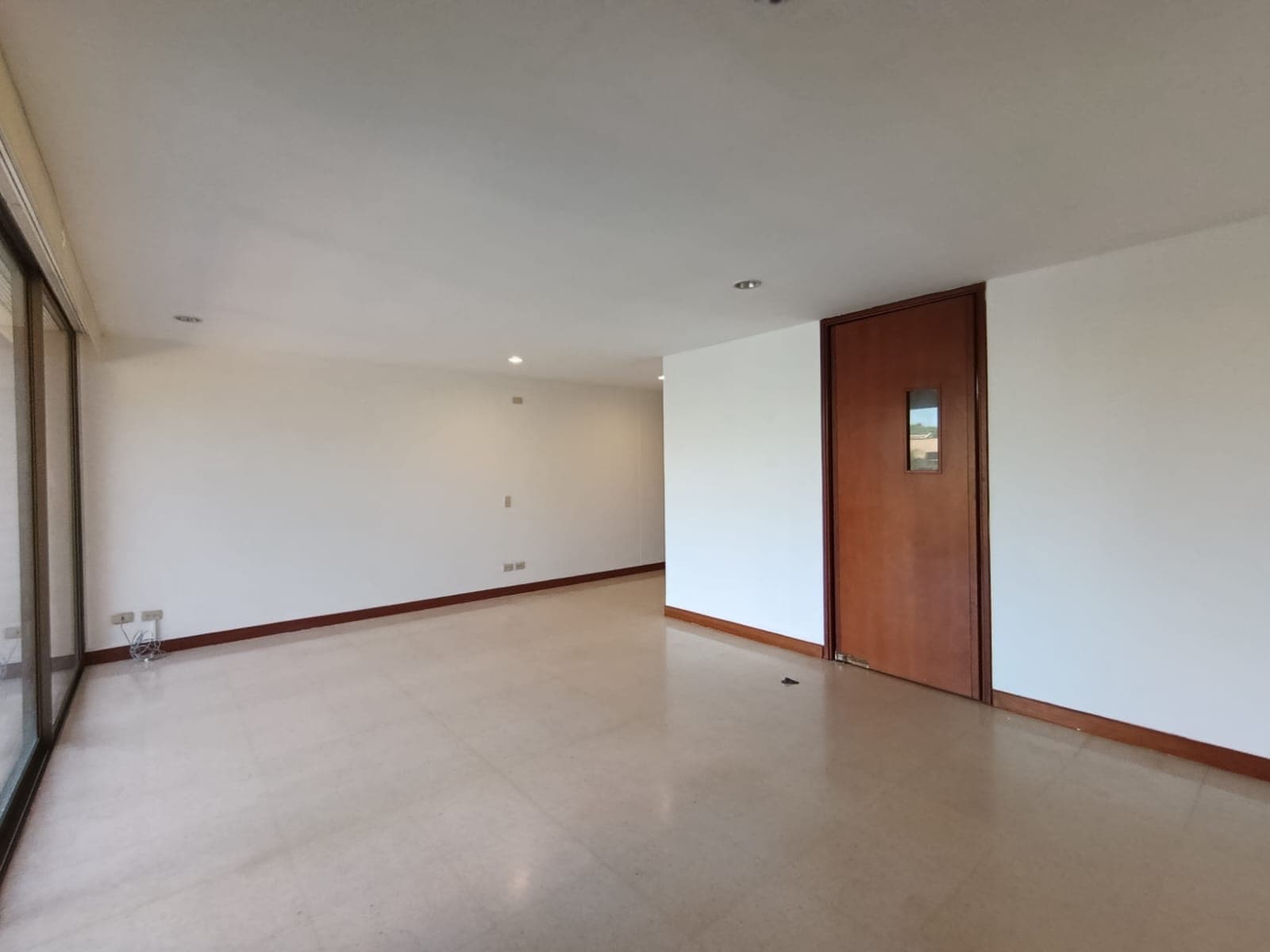 Apartamento en arriendo en Loma De Los Parra, El Poblado, Medellín — foto 2 de 19