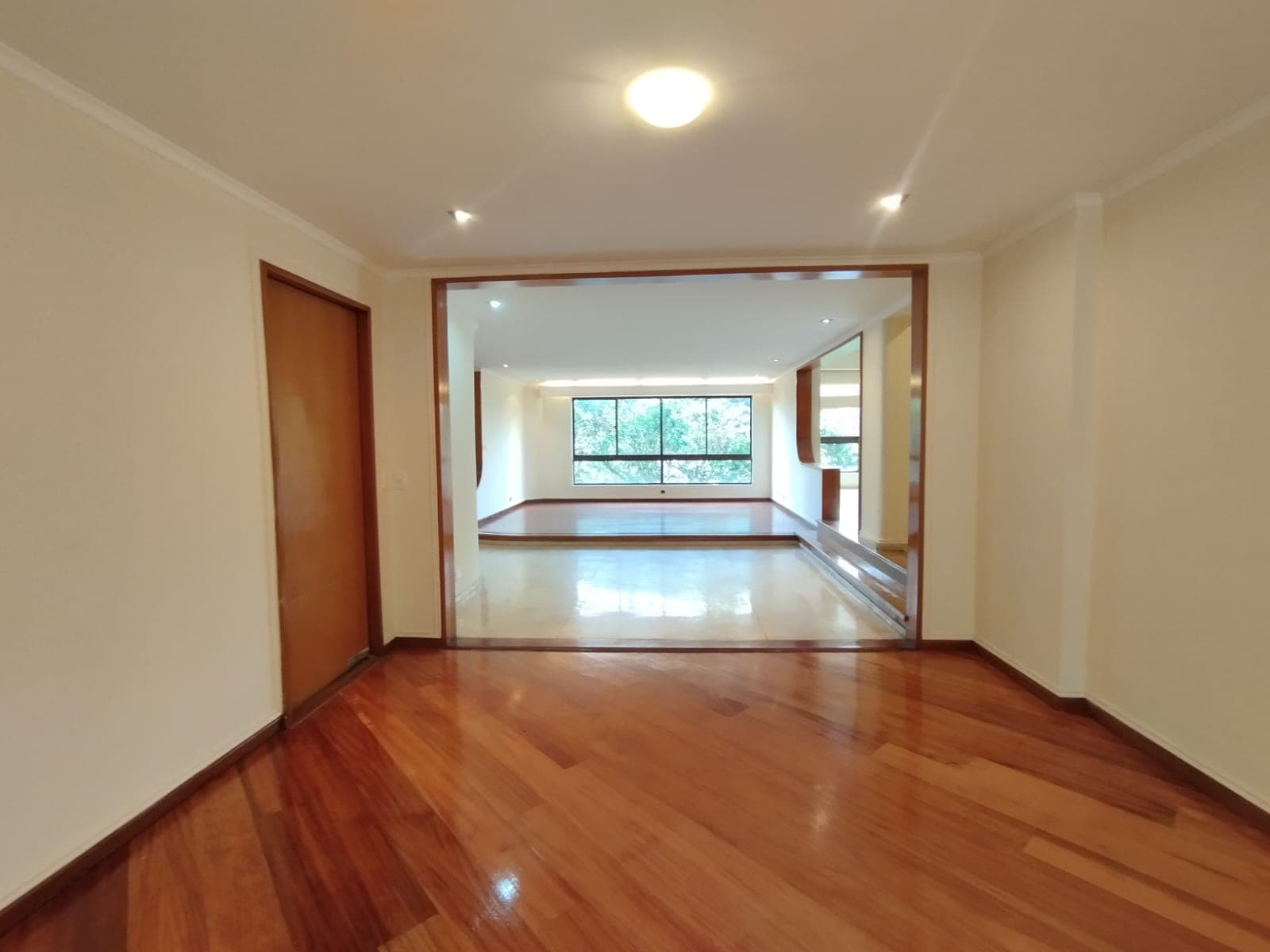Apartamento en arriendo en El Campestre La Frontera, El Poblado, Medellín — foto 2 de 20
