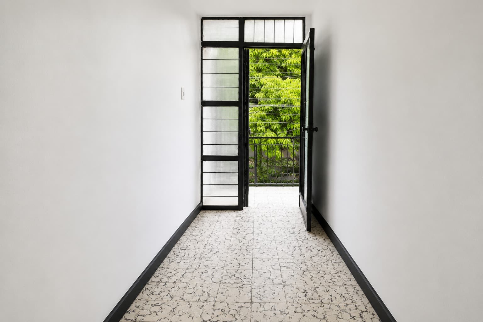 Casa Vivienda en arriendo en La Castellana, Laureles, Medellín — foto 4 de 8
