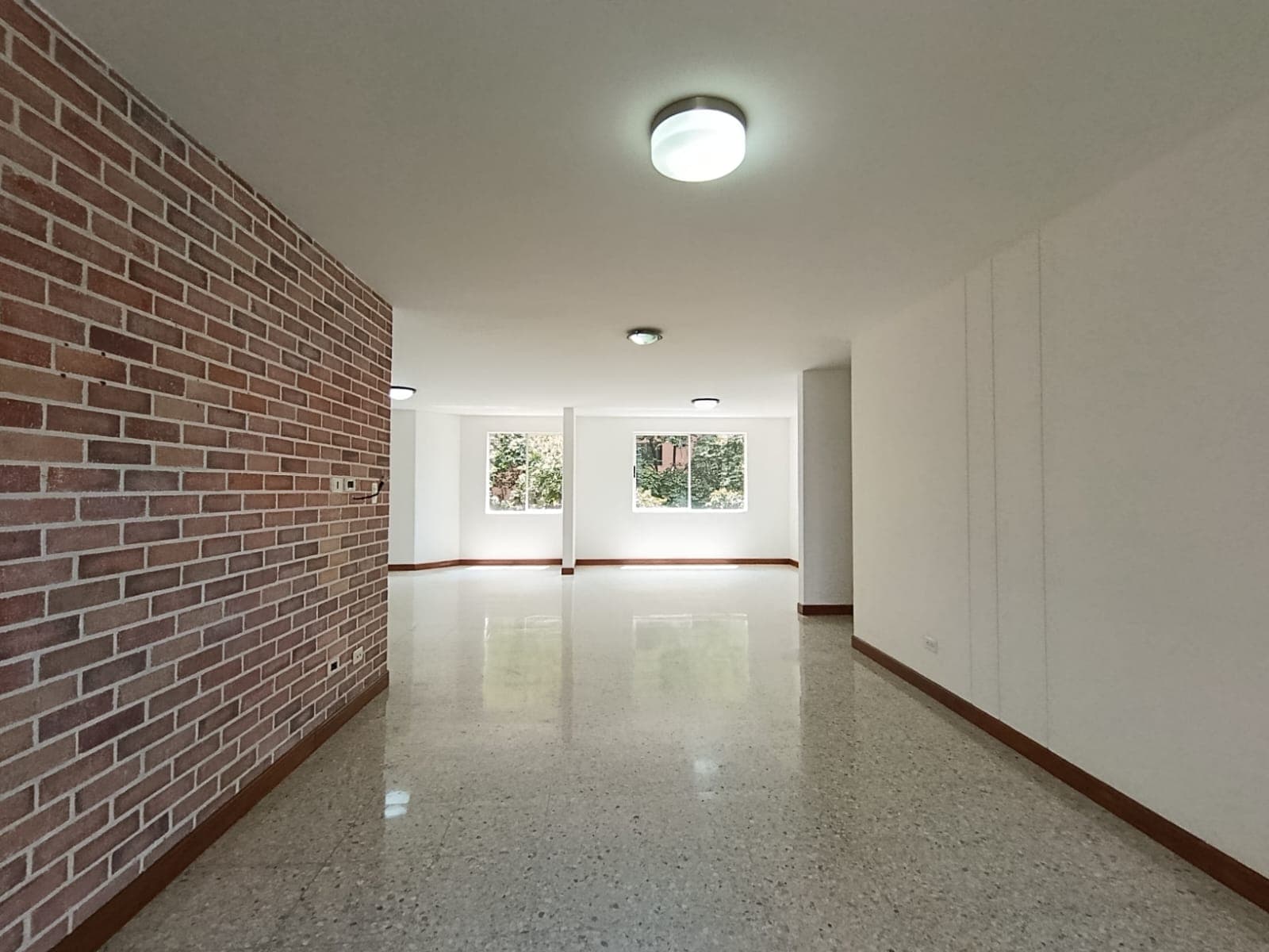 Apartamento en arriendo en Castropol, El Poblado, Medellín — foto 5 de 20