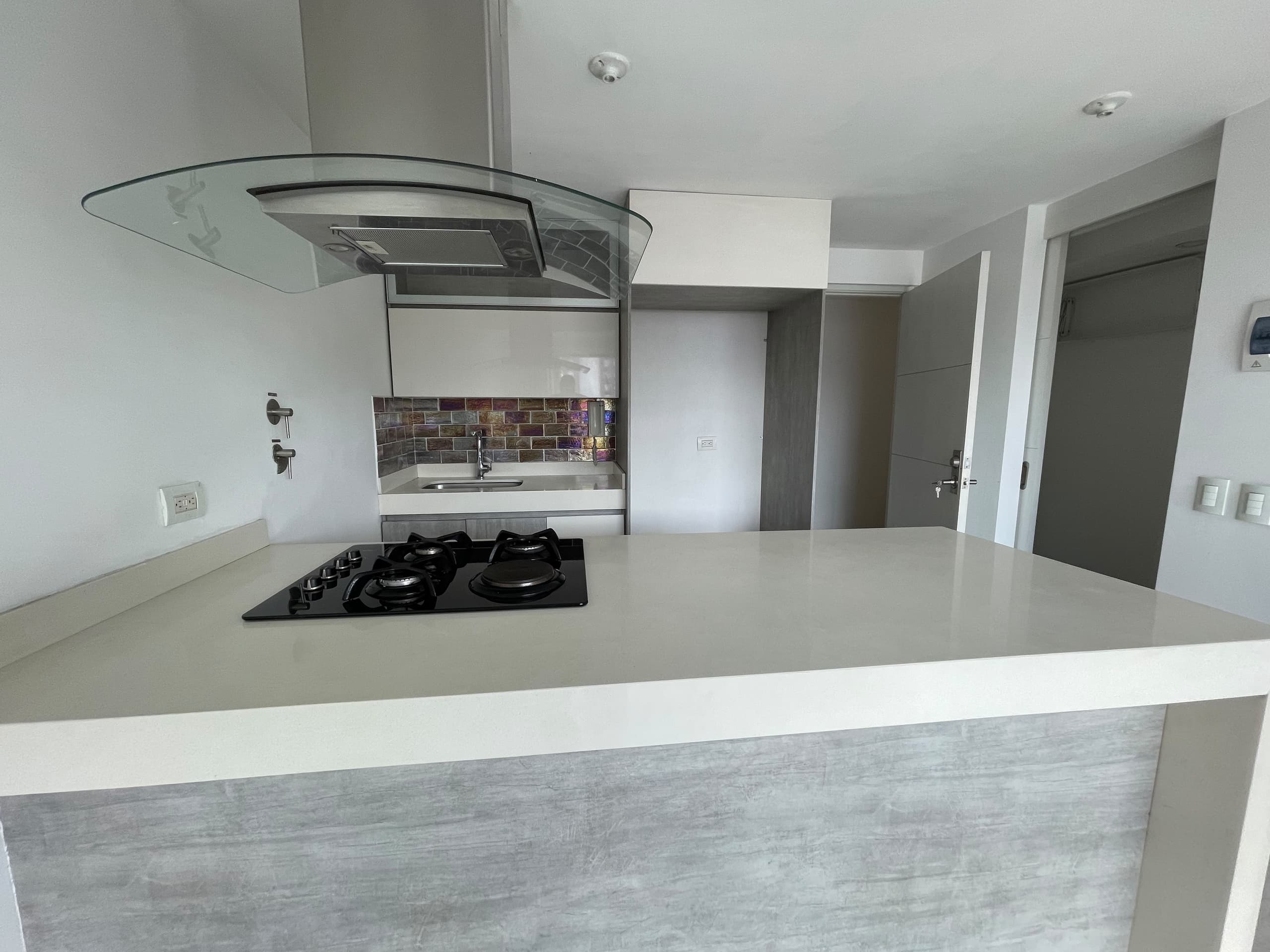 Apartamento en arriendo en La Loma de los Bernal, Belen, Medellín — foto 2 de 14