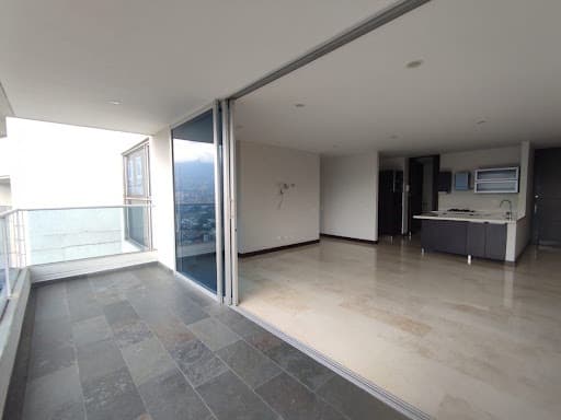 Apartamento en arriendo en Aves María, Sabaneta — foto 3 de 11