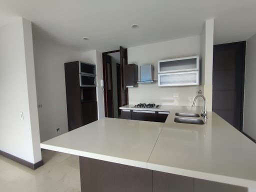 Apartamento en arriendo en Aves María, Sabaneta — foto 4 de 11