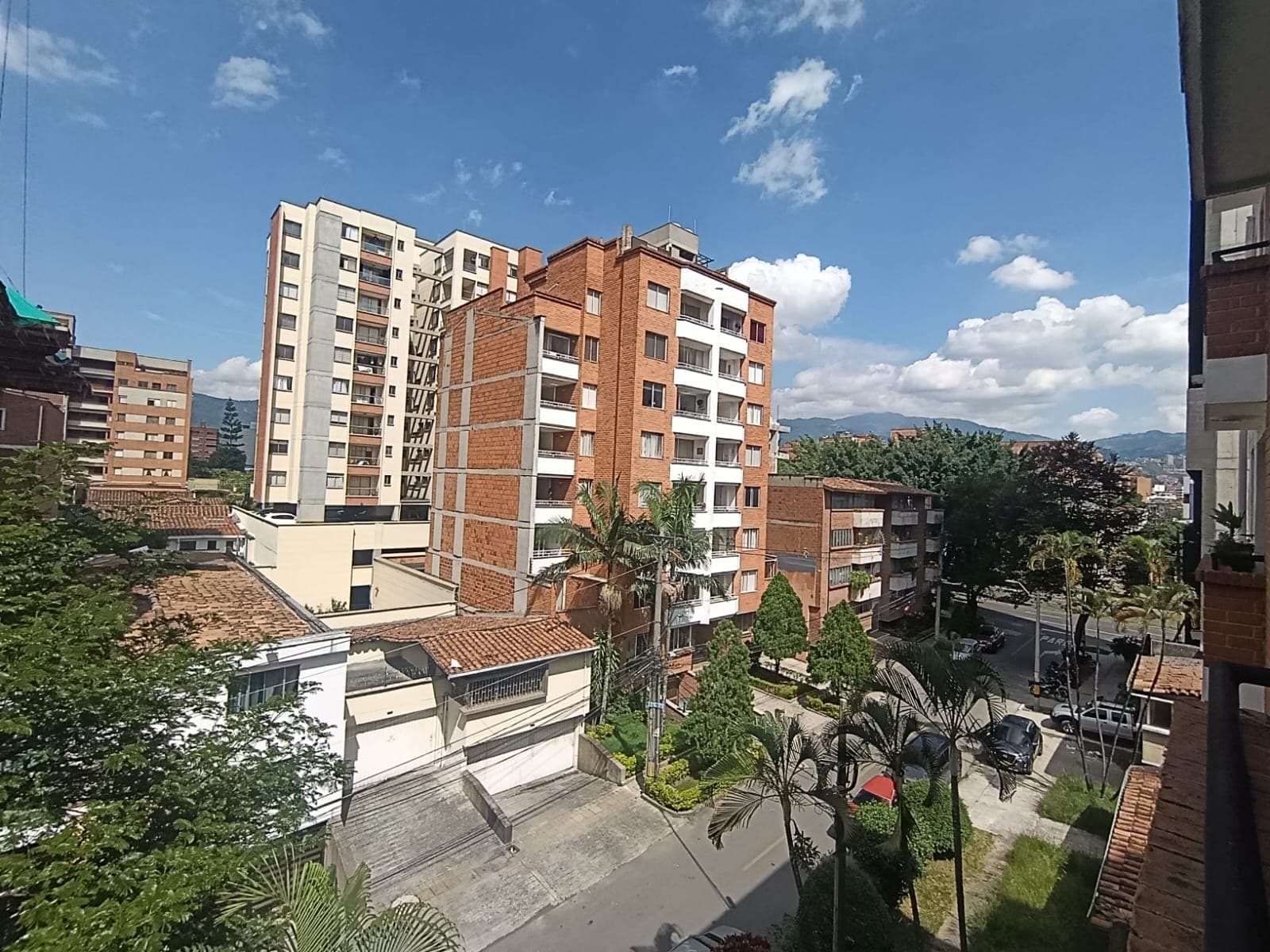 Apartamento en arriendo en Conquistadores, Laureles, Medellín — foto 1 de 18