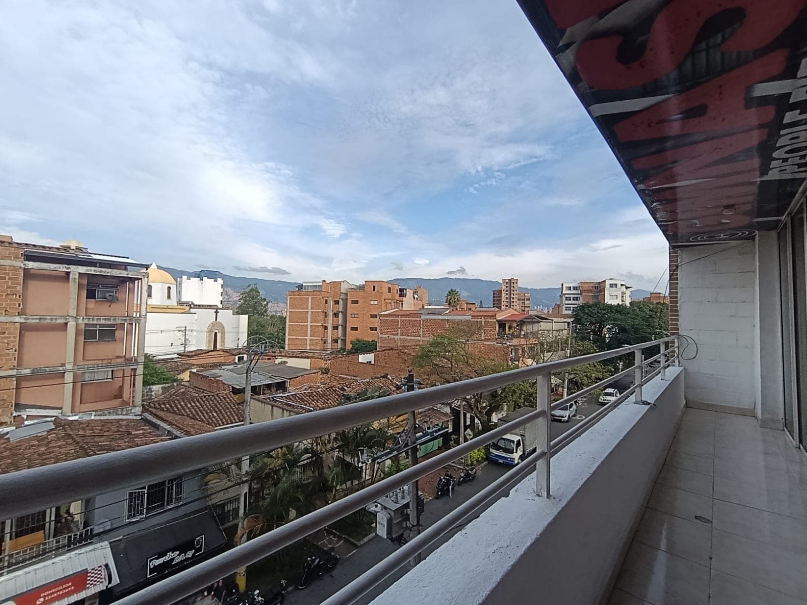Bodega en arriendo en Santa Lucía, La America, Medellín — foto 3 de 16