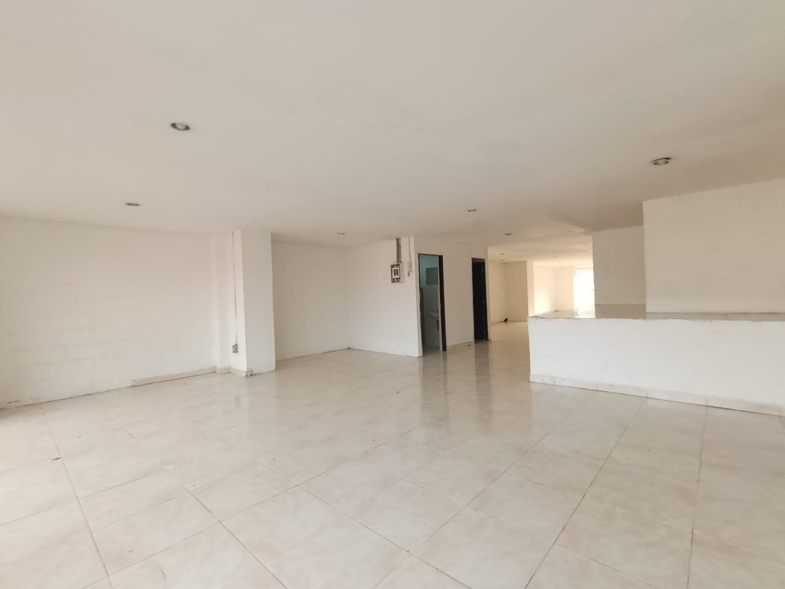 Bodega en arriendo en Santa Lucía, La America, Medellín — foto 5 de 16