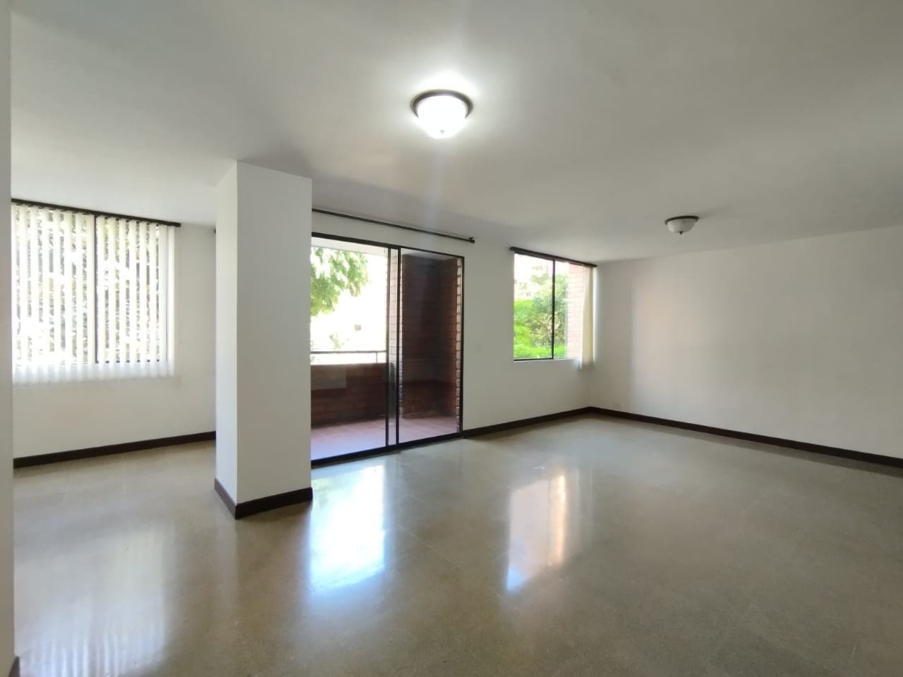 Apartamento en arriendo en El Portal, Envigado — foto 2 de 20