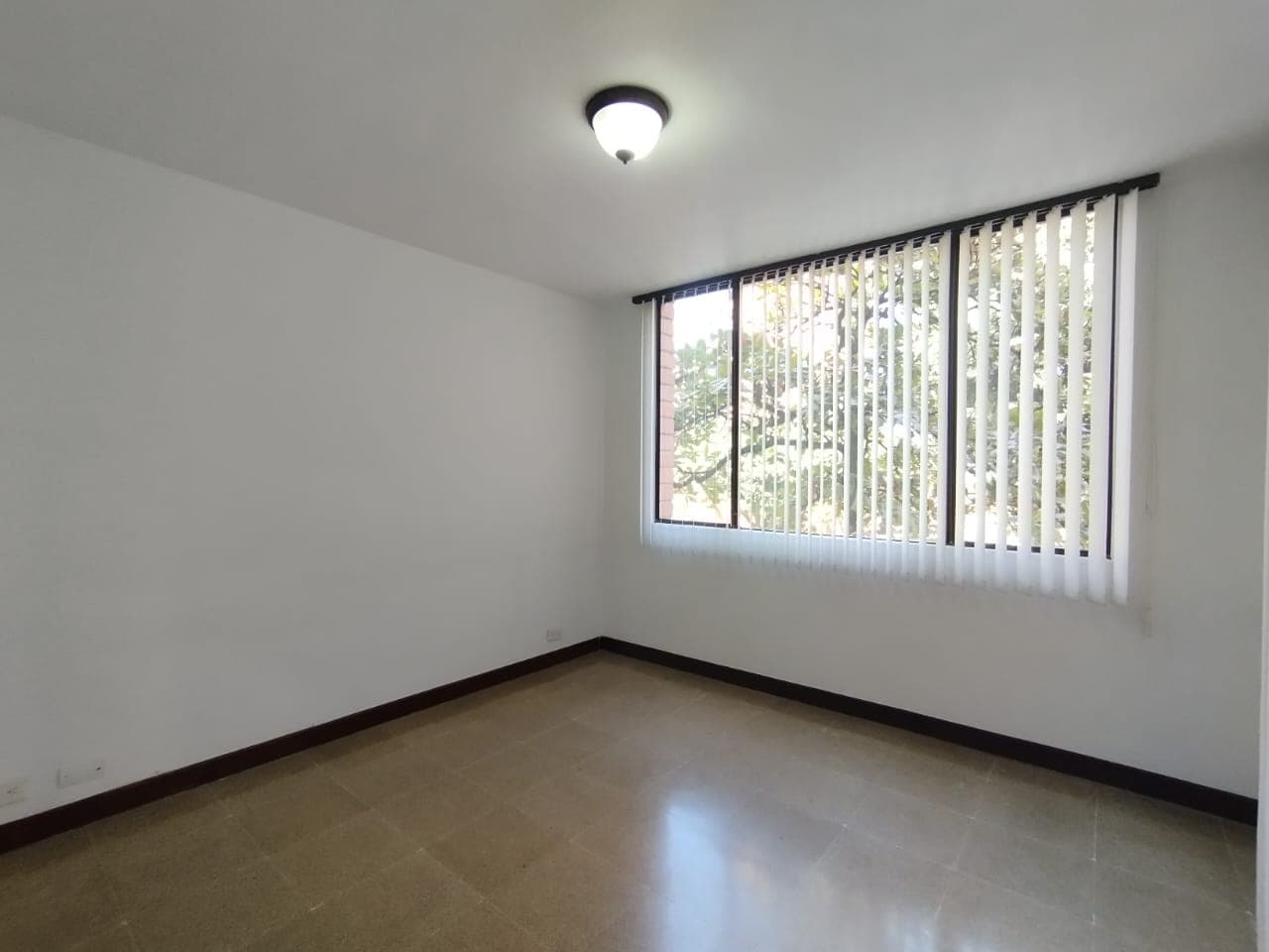 Apartamento en arriendo en El Portal, Envigado — foto 3 de 20