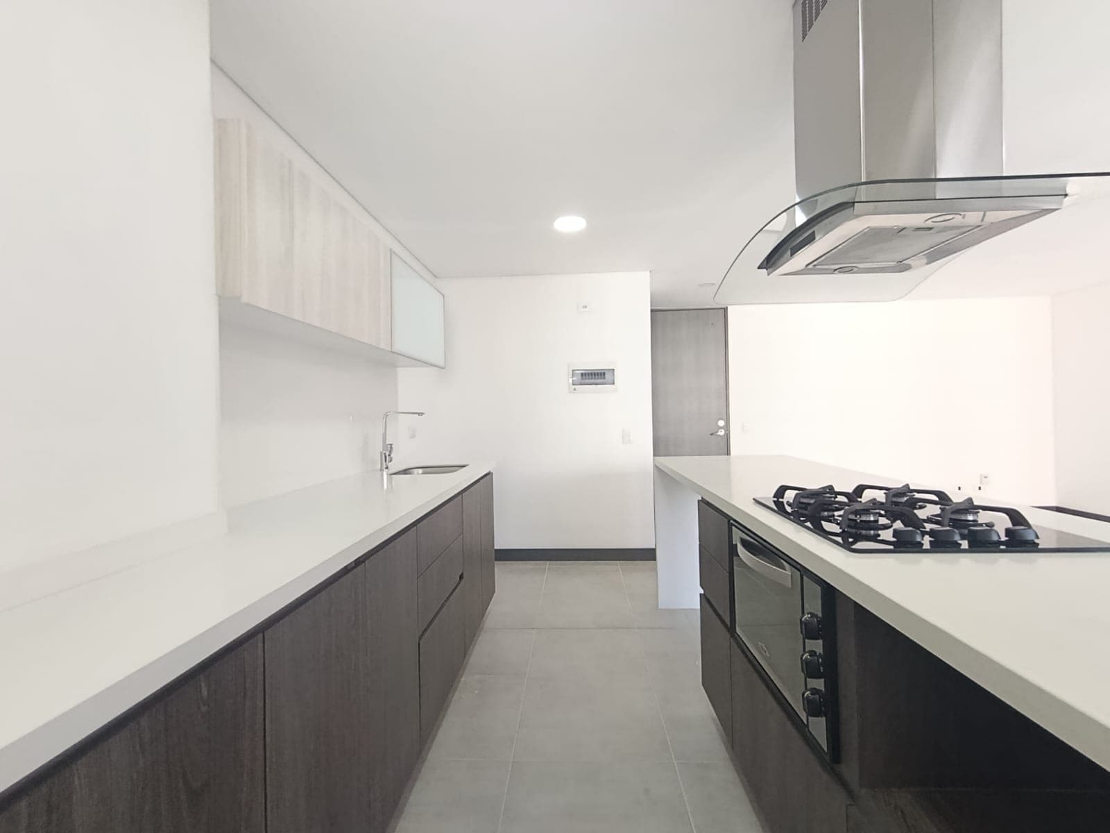 Apartamento en arriendo en Ciudad Del Rio, El Poblado, Medellín — foto 4 de 20