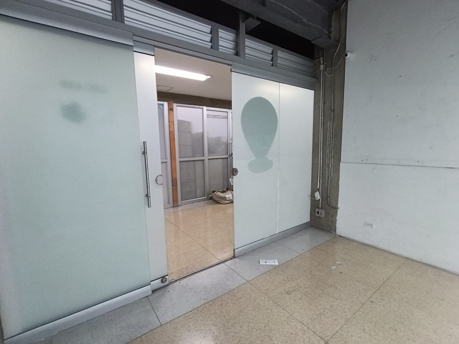 Local en arriendo en Centro, Medellín — foto 5 de 9
