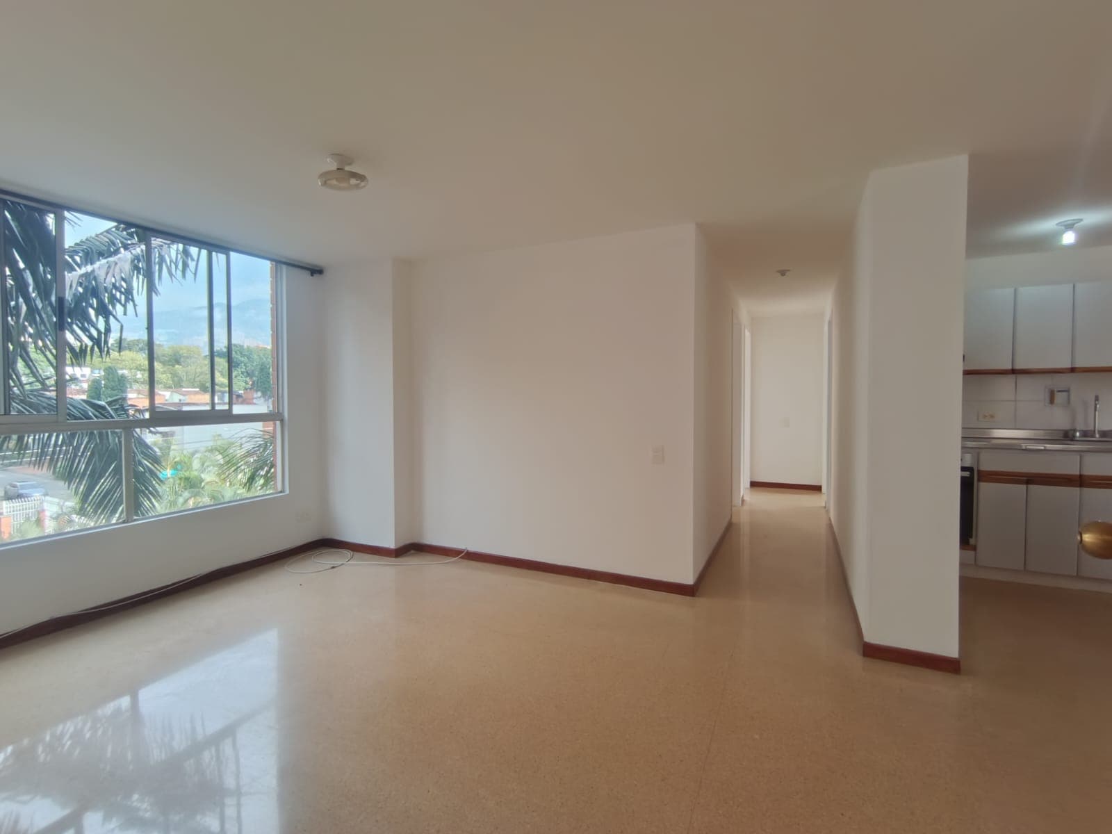 Apartamento en arriendo en Suramericana, Laureles, Medellín — foto 1 de 18