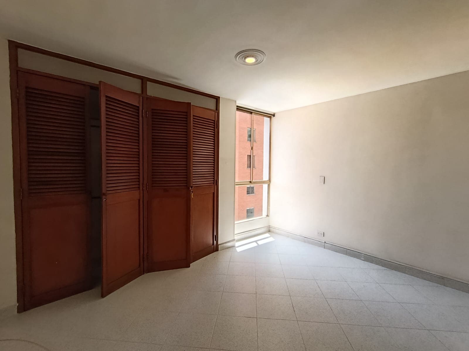 Apartamento en arriendo en La Frontera, El Poblado, Medellín — foto 4 de 12