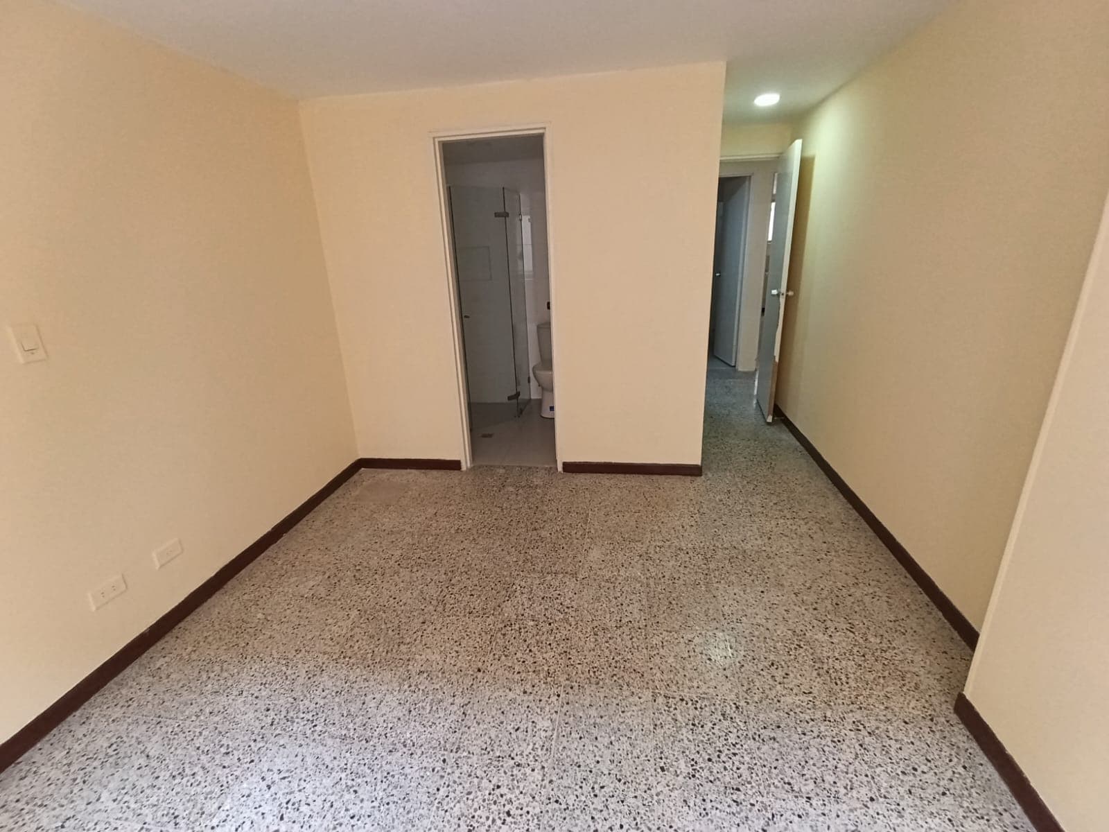 Apartamento en arriendo en San Joaquín, Laureles, Medellín — foto 4 de 18