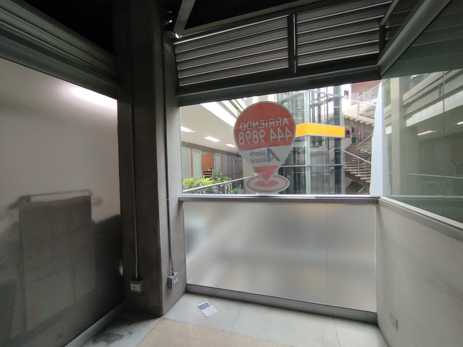 Local en arriendo en Centro Medellín — foto 1 de 6