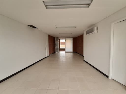 Oficina en arriendo en Nueva Villa De Aburrá, Belen, Medellín — foto 1 de 12