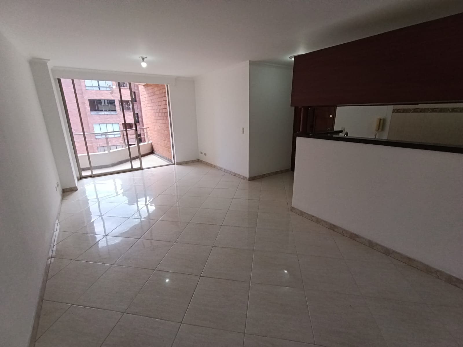 Apartamento en arriendo en Laureles, Medellín — foto 4 de 13