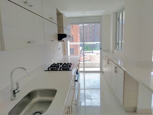 Apartamento en arriendo en Laureles Medellín — foto 5 de 19