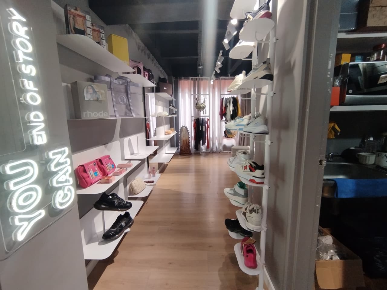 Oficina en arriendo en Parque, El Poblado, Medellín — foto 1 de 8