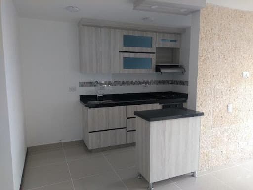 Apartamento en arriendo en Callejon del Banco, Sabaneta — foto 3 de 16