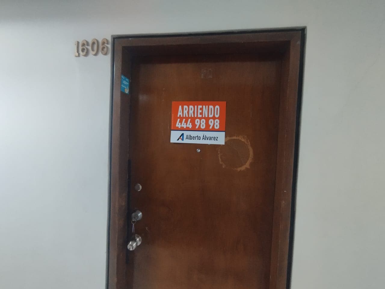 Oficina en arriendo en Centro Medellín — foto 1 de 11