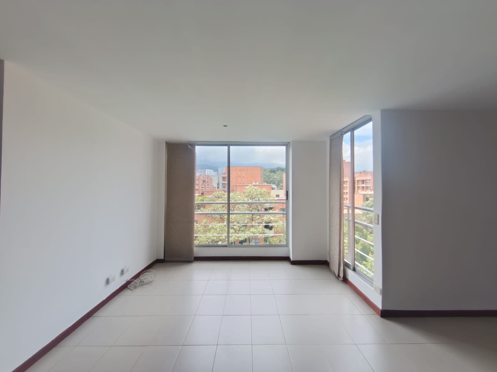 Apartamento en arriendo en Conquistadores, Laureles, Medellín — foto 3 de 18