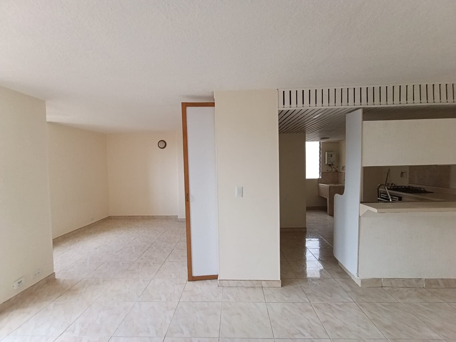 Apartaestudio en arriendo en Rosales, Belen, Medellín — foto 1 de 20