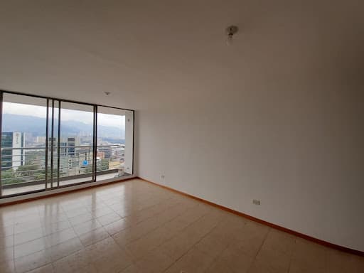Apartamento en arriendo en Los Balsos, El Poblado, Medellín — foto 1 de 14