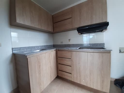 Apartamento en arriendo en Los Balsos, El Poblado, Medellín — foto 2 de 14