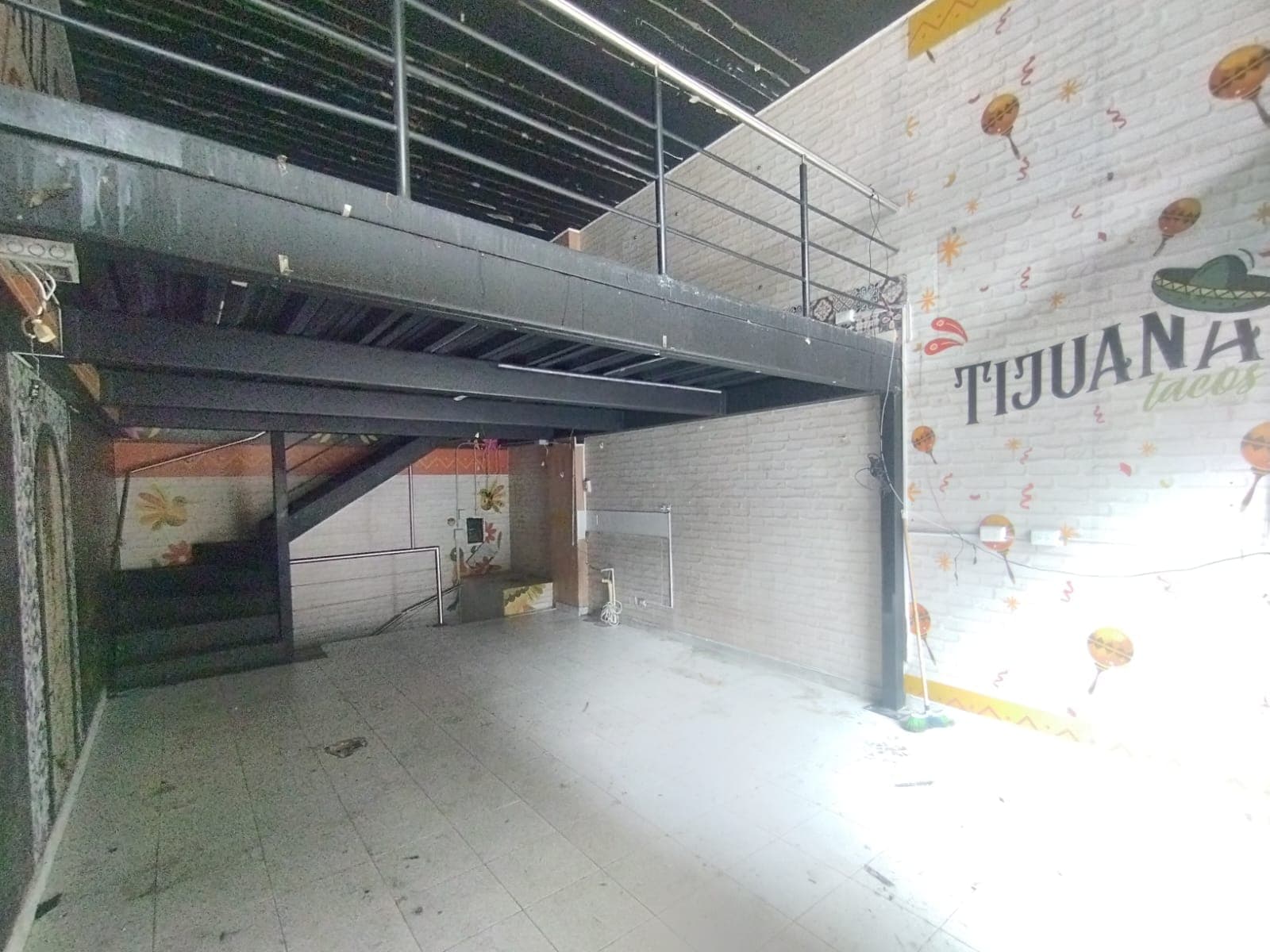 Local en arriendo en Centro, Medellín — foto 2 de 6