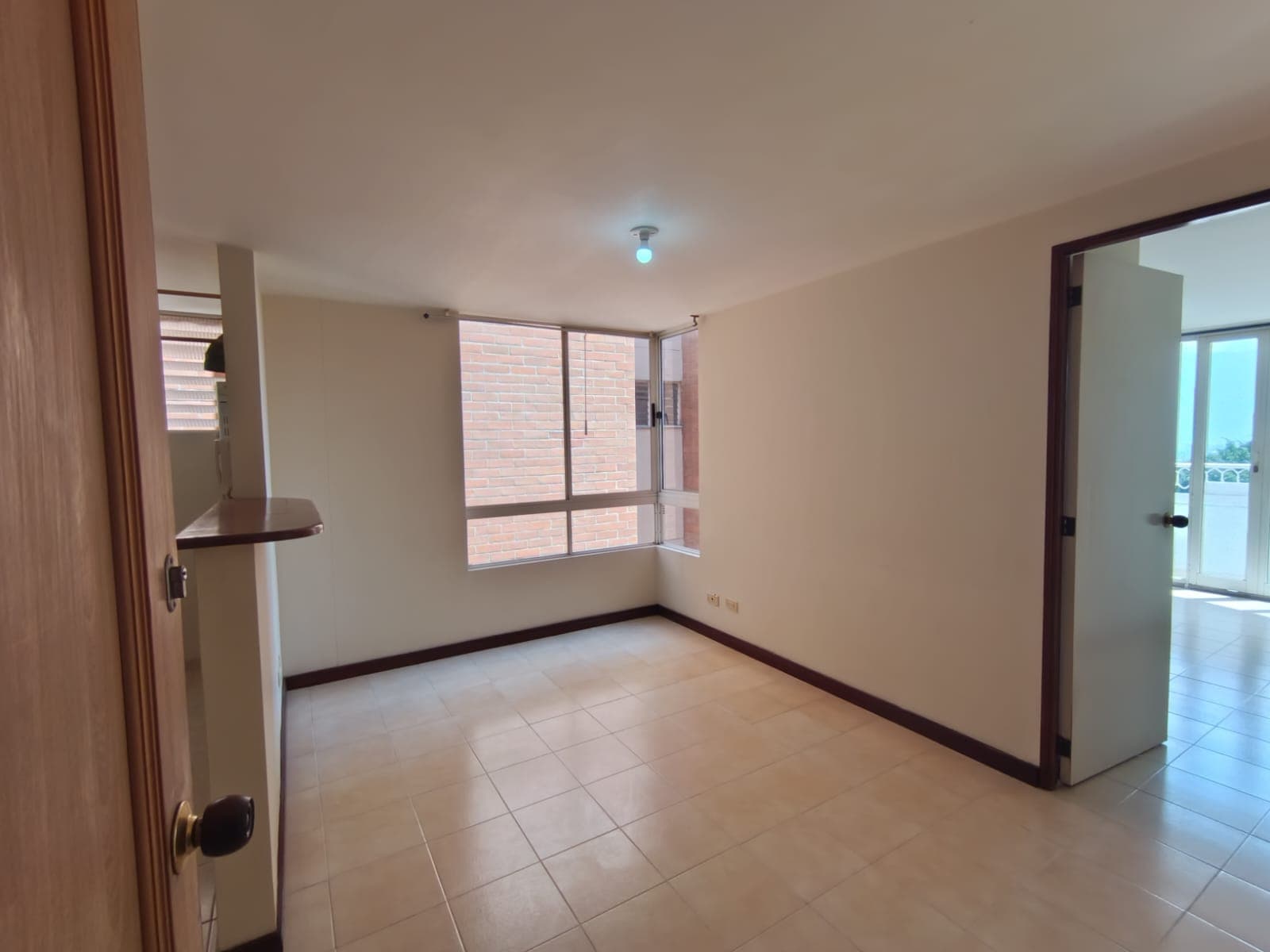 Apartamento en arriendo en Almería, La America, Medellín — foto 3 de 9