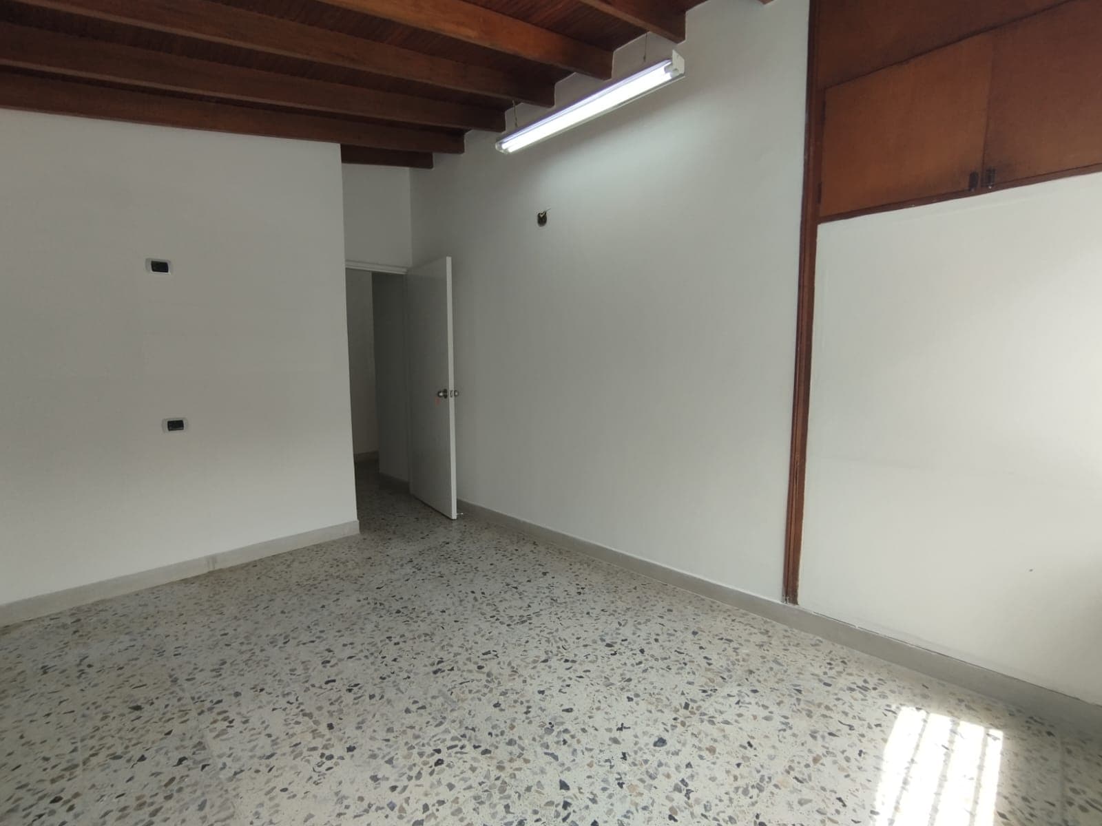 Casa Comercial en arriendo en Florida Nueva, Laureles, Medellín — foto 4 de 20
