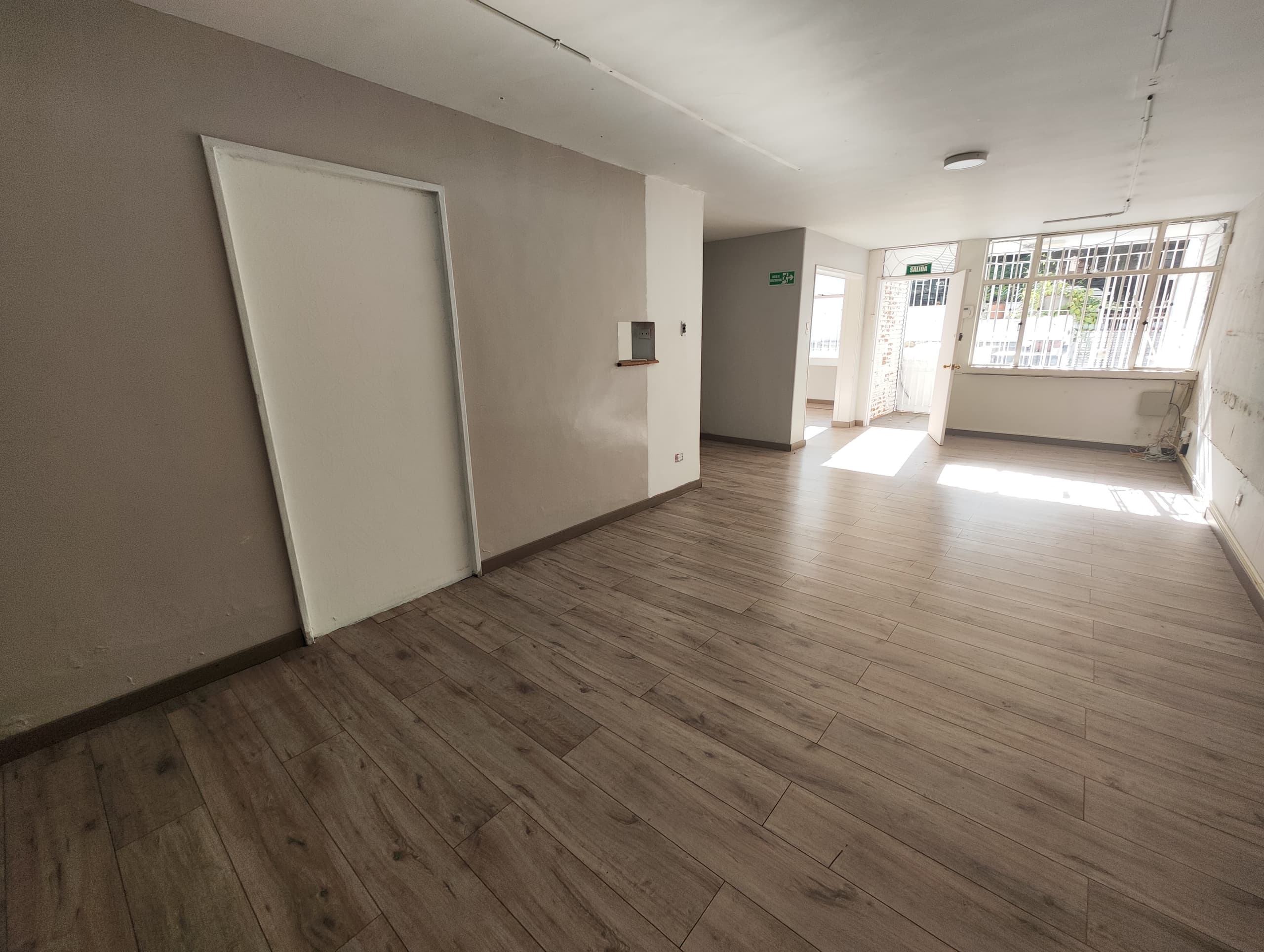 Casa Comercial en arriendo en Provenza, El Poblado, Medellín — foto 1 de 17
