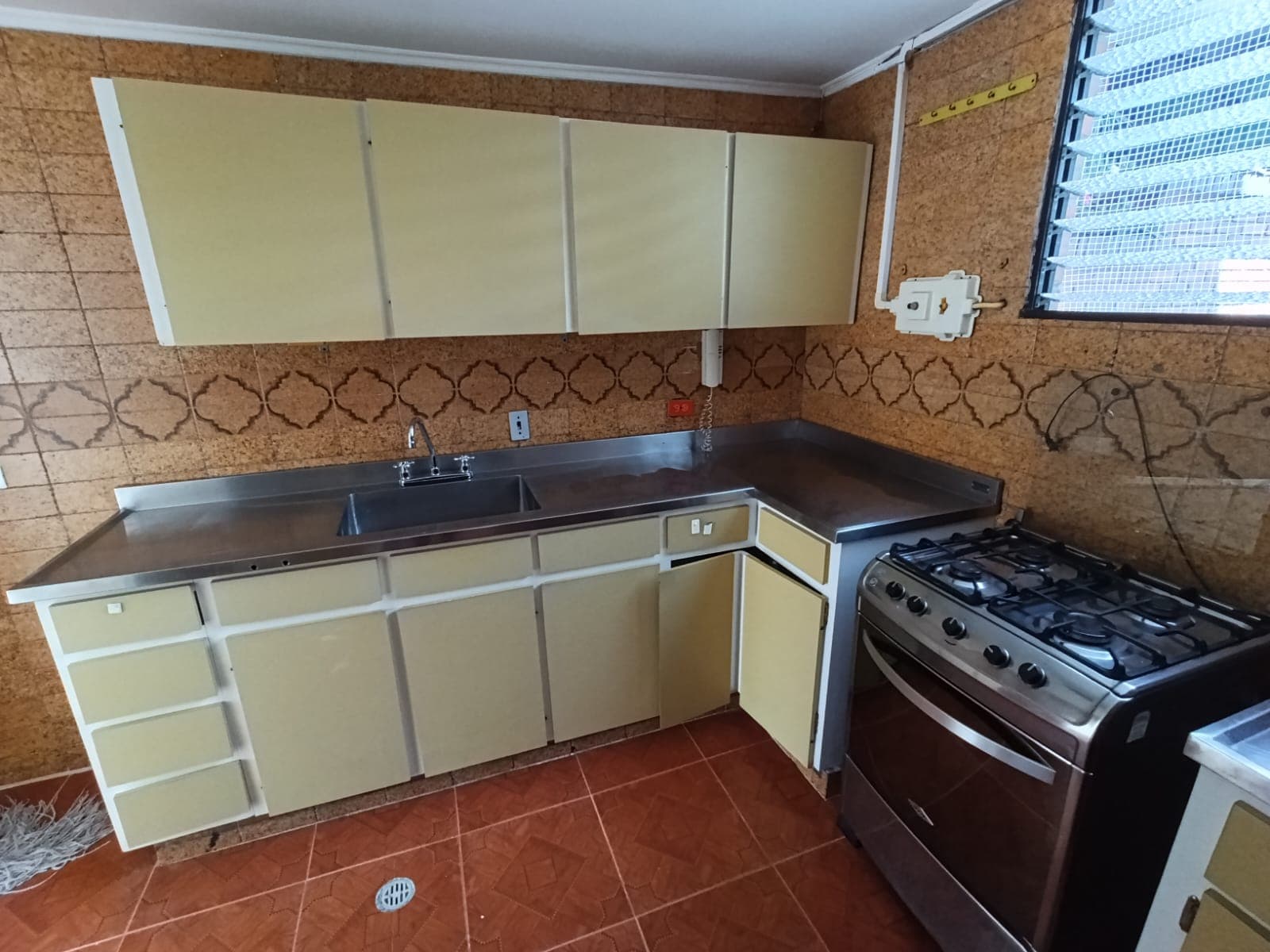 Apartamento en arriendo en Laureles, Medellín — foto 5 de 16