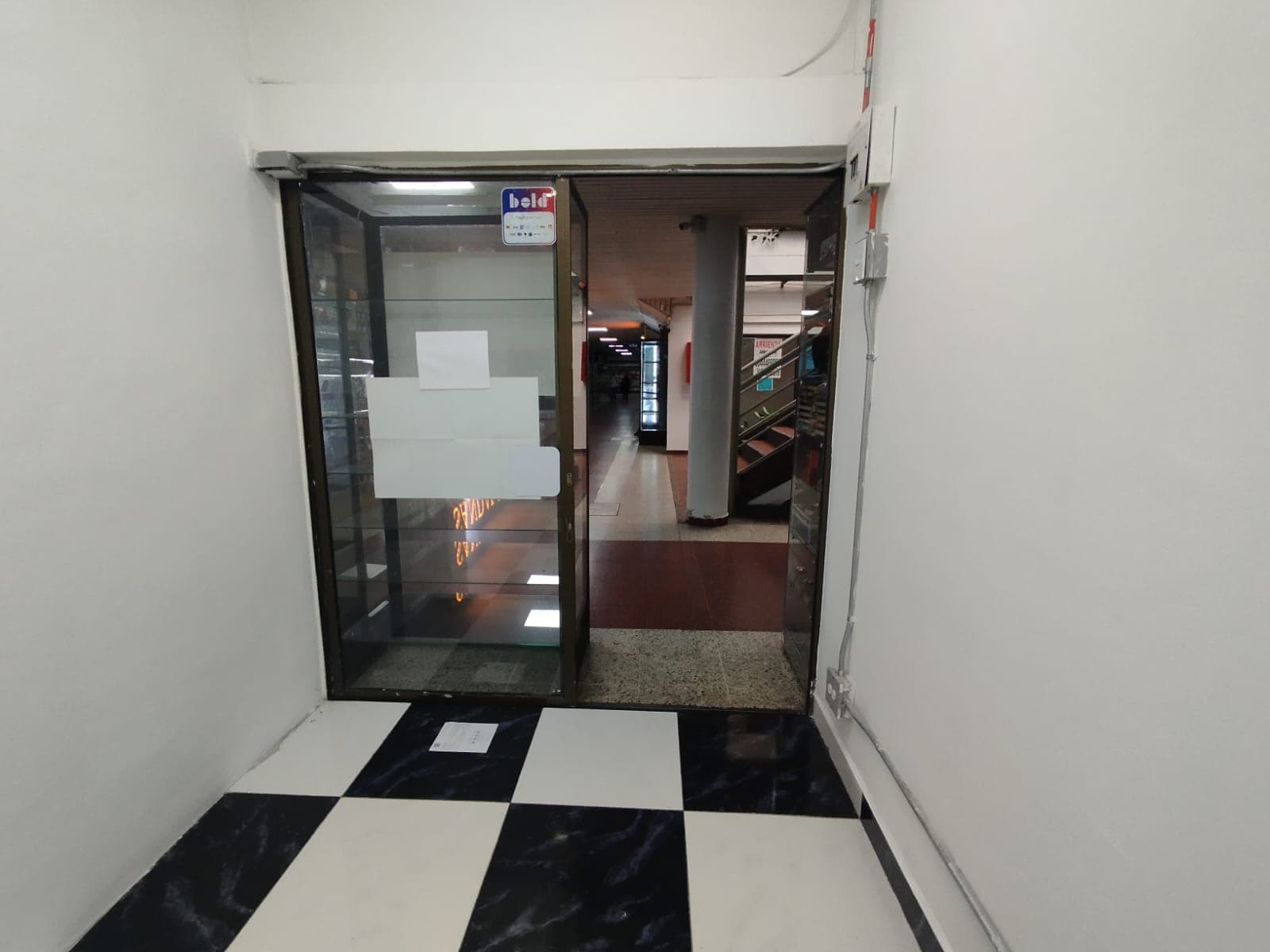 Local en arriendo en Centro, Medellín — foto 3 de 10