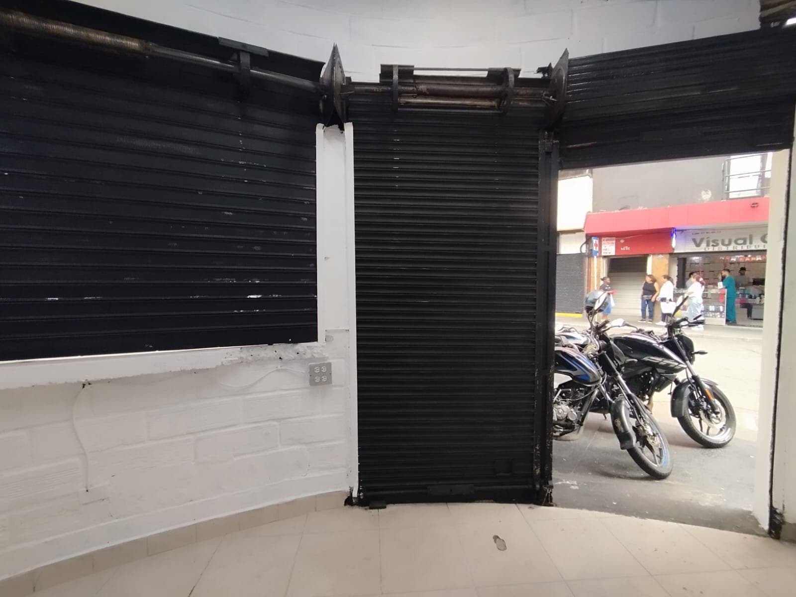 Local en arriendo en La Candelaria, Centro, Medellín — foto 2 de 12