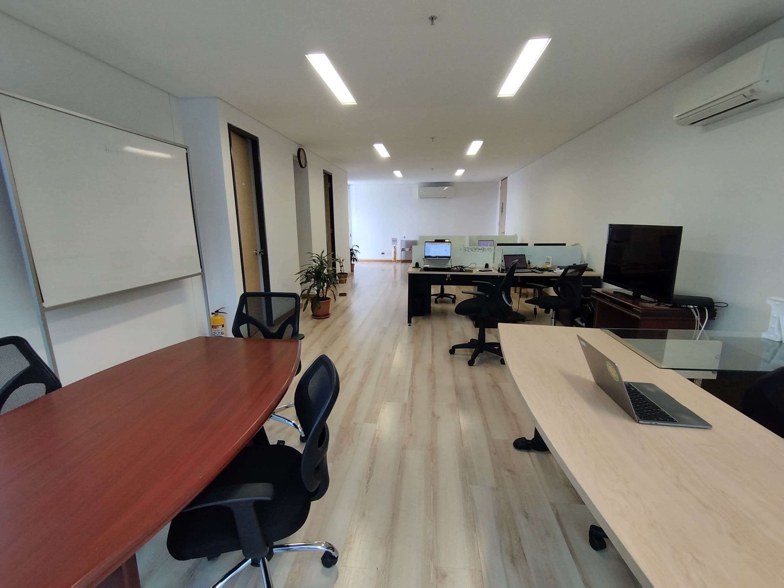 Oficina en arriendo en Manila, El Poblado, Medellín — foto 4 de 12