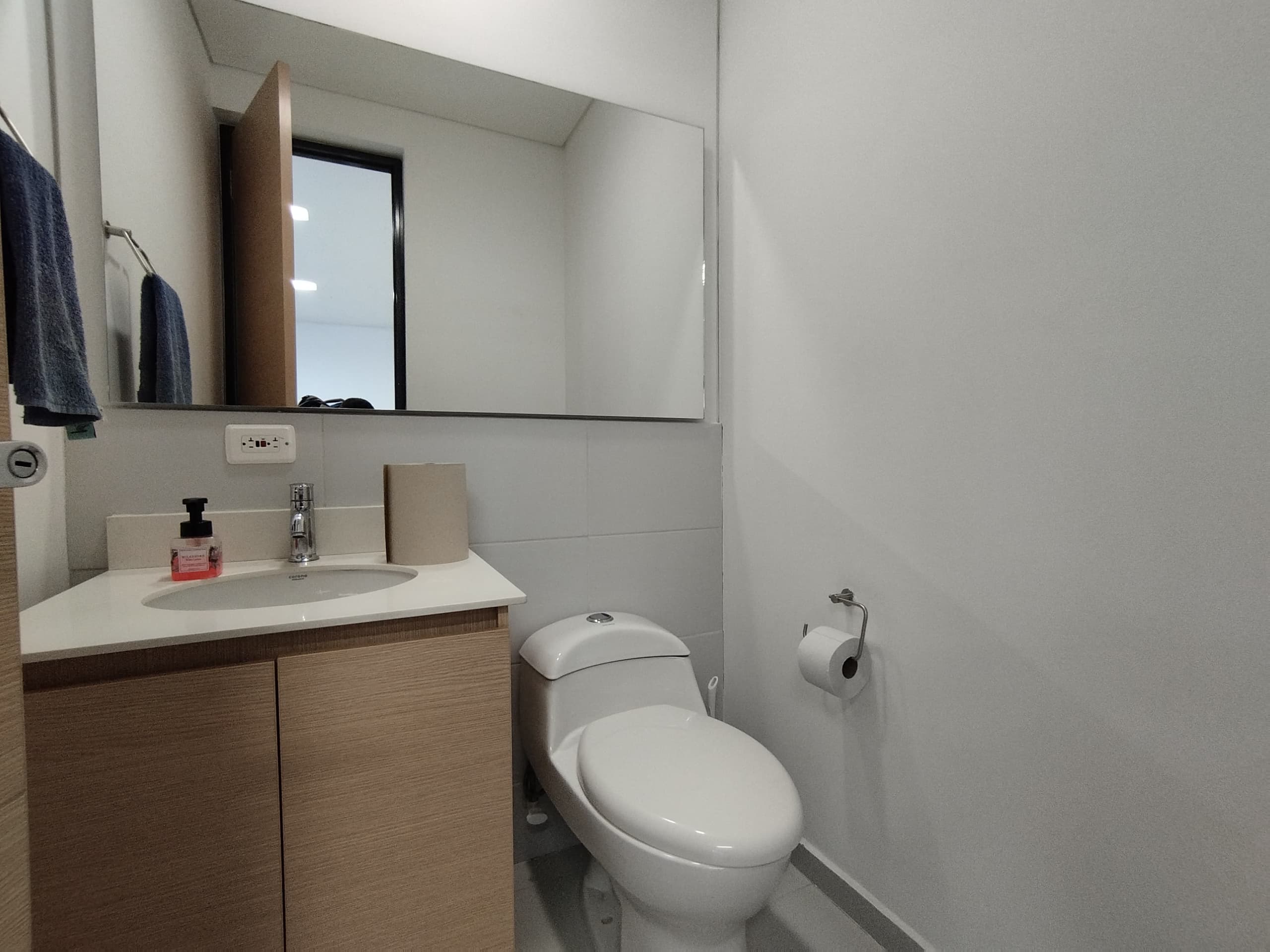 Oficina en arriendo en Manila, El Poblado, Medellín — foto 5 de 12