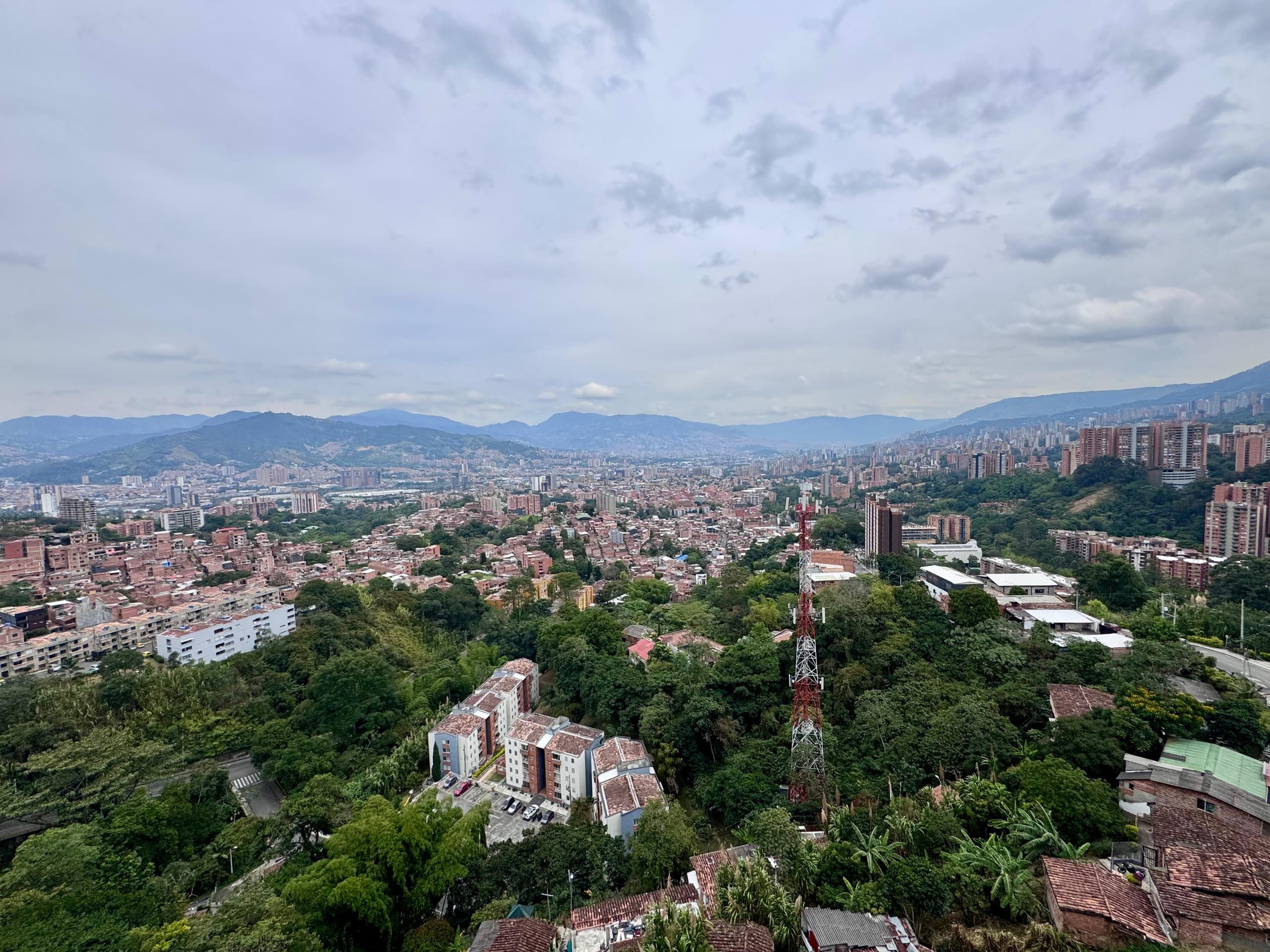 Apartamento en arriendo en La Mina, Envigado — foto 1 de 17