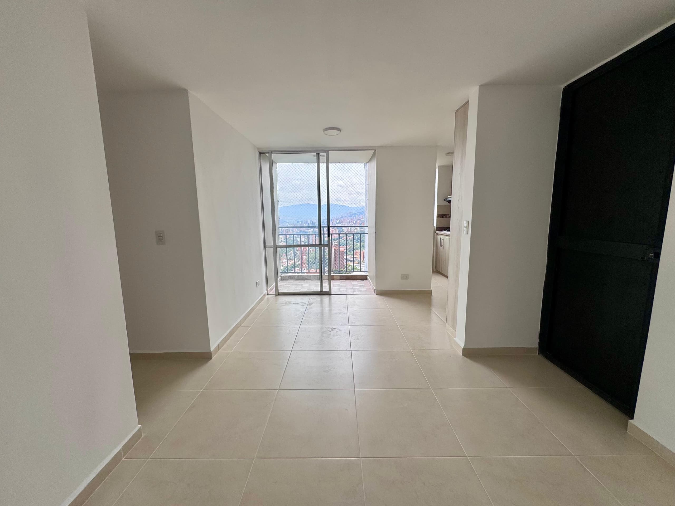Apartamento en arriendo en La Mina, Envigado — foto 2 de 17