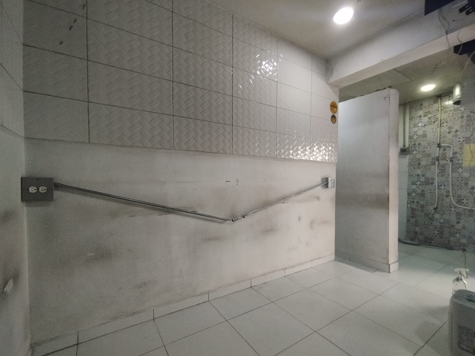 Local en arriendo en La Candelaria, Centro, Medellín — foto 3 de 13