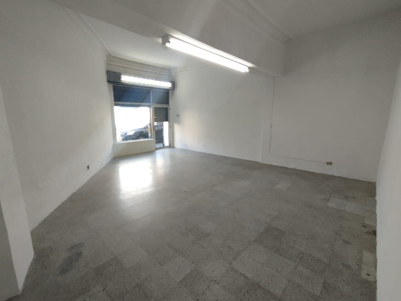 Local en arriendo en Centro, Medellín — foto 1 de 8