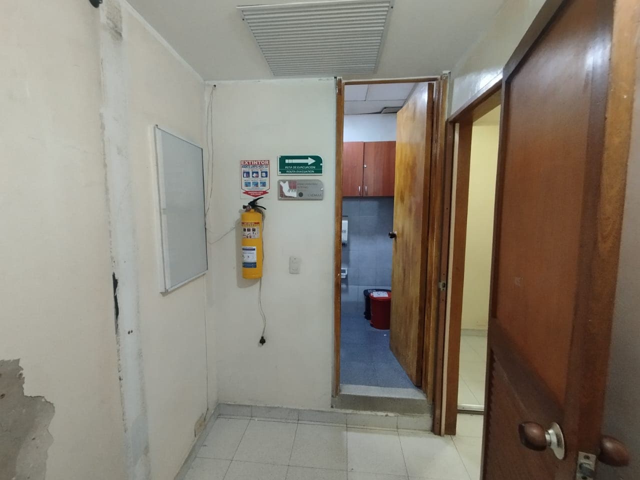 Local en arriendo en Centro, Medellín — foto 2 de 20