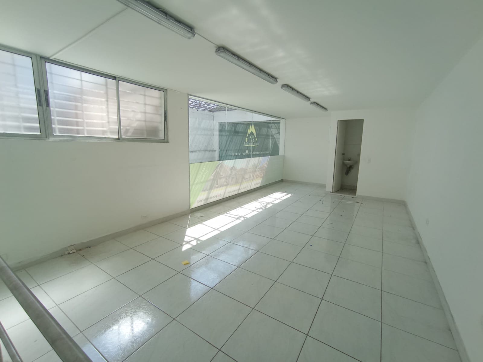 Local en arriendo en Centro, Medellín — foto 4 de 14