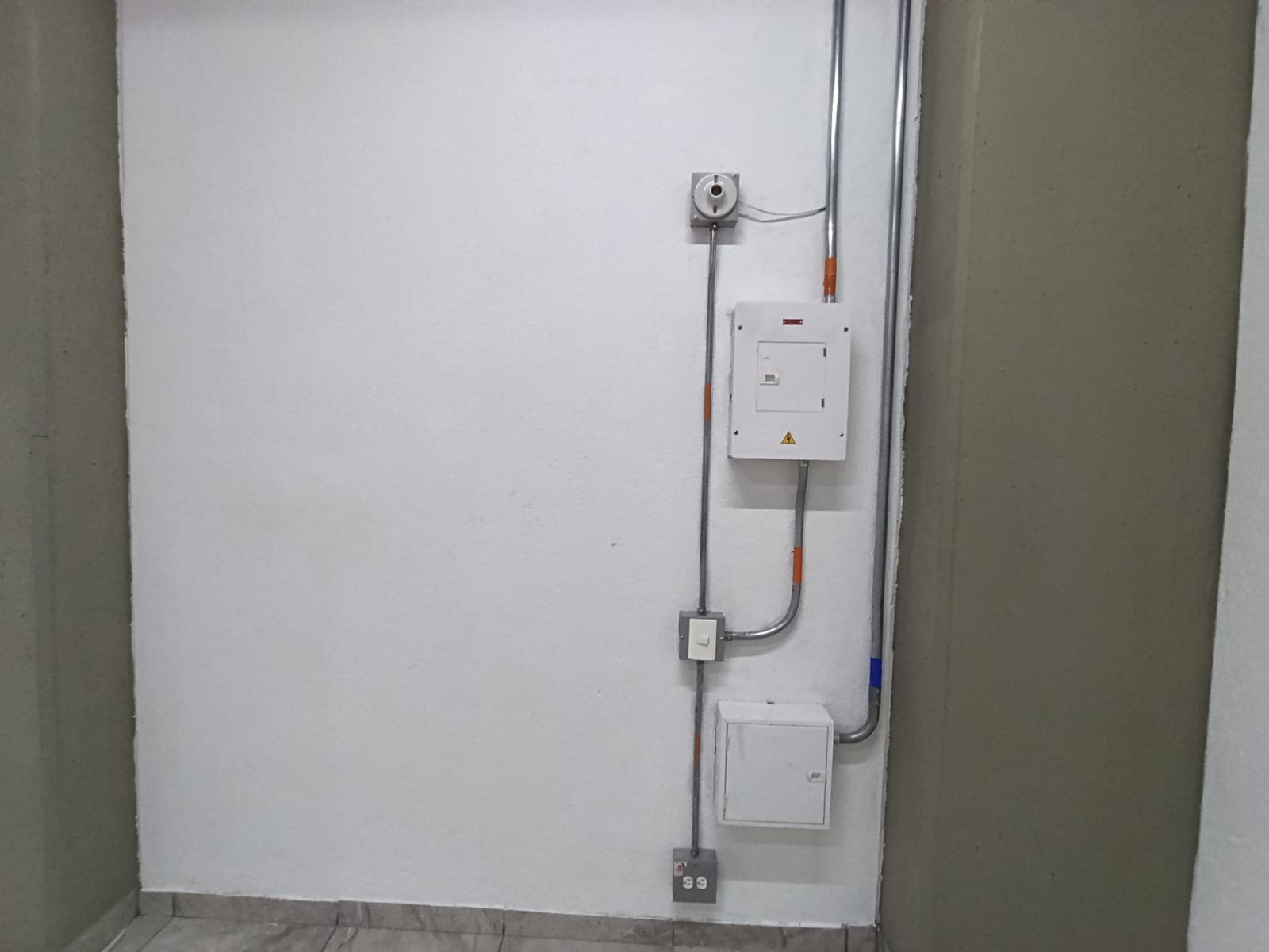 Local en arriendo en Bombona, Centro, Medellín — foto 2 de 15